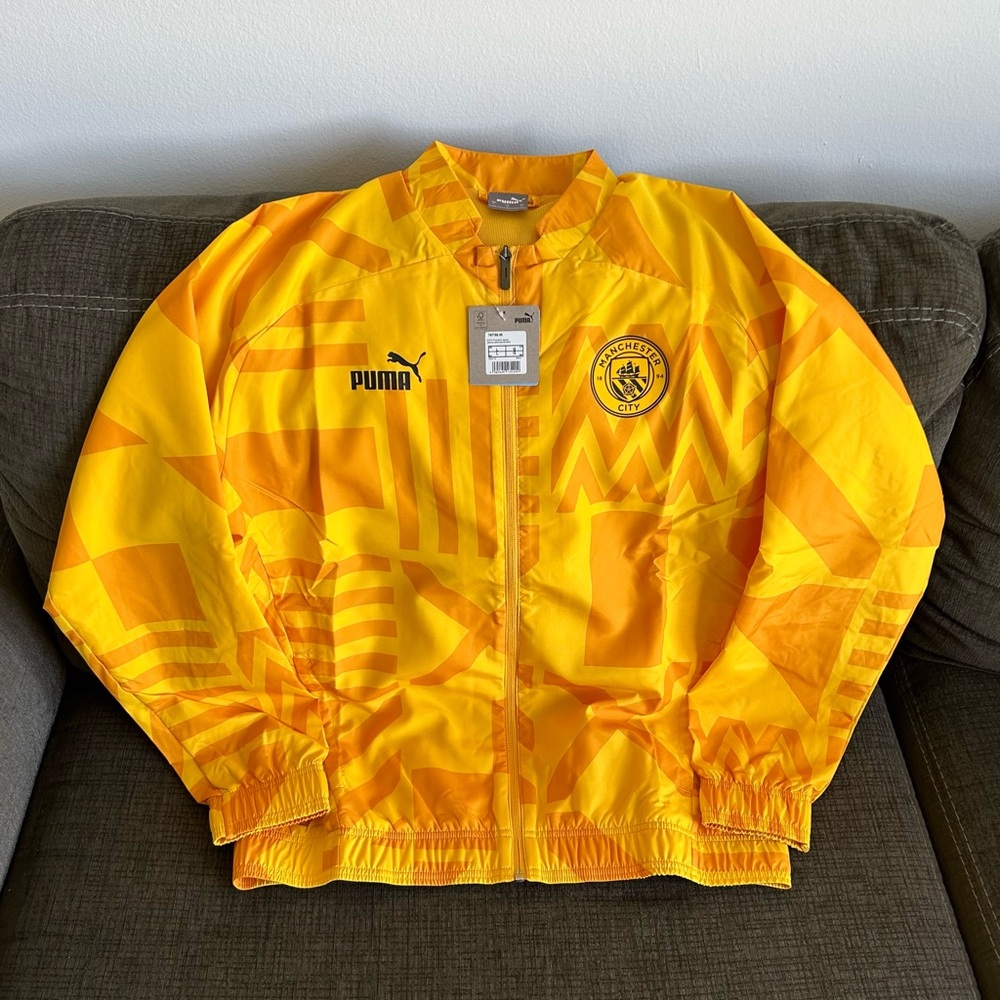 Puma Authentic Manchester City Pre-Match Soccer Yellow Jacket Men’s Sz: L